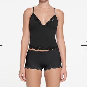 🖤 NWT SKIMS FITS EVERYBODY LACE CAMI TOP SIZE XL | X-LARGE
